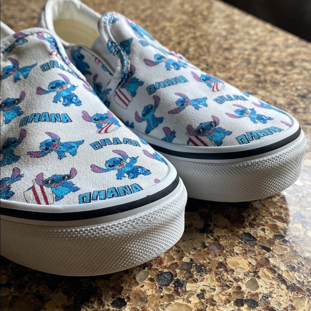 Disney, Lilo and Stitch Vans slip-on shoes, kids size 2 - Picture 6 of 10